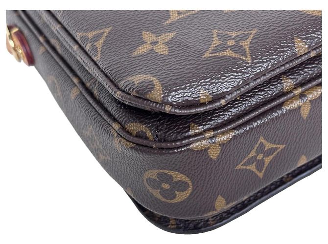Borsa Louis Vuitton Pochette Métis Monogram - vista 10
