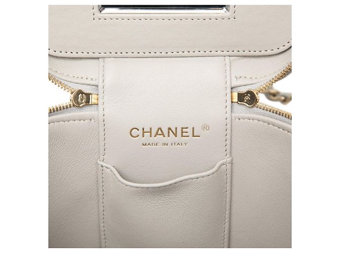 Borsa a tracolla vanity Chanel Matelassé Coco Mark - vista 5