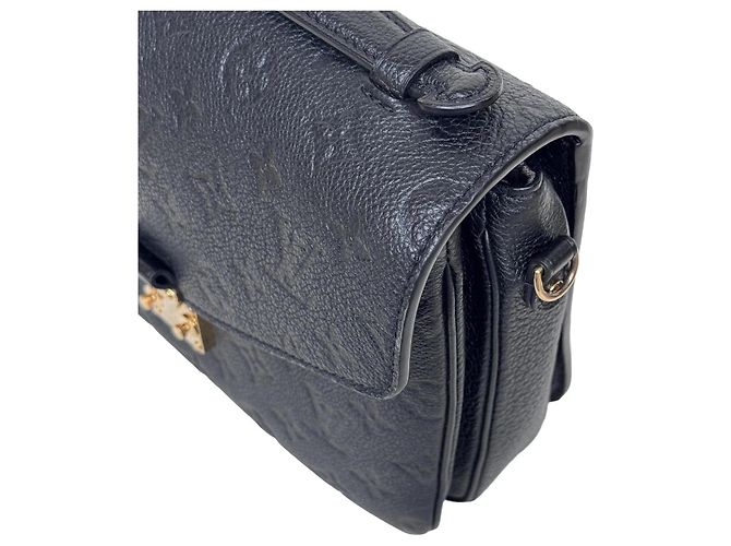 Borsa Louis Vuitton Pochette Métis Empreinte Noir - vista 3