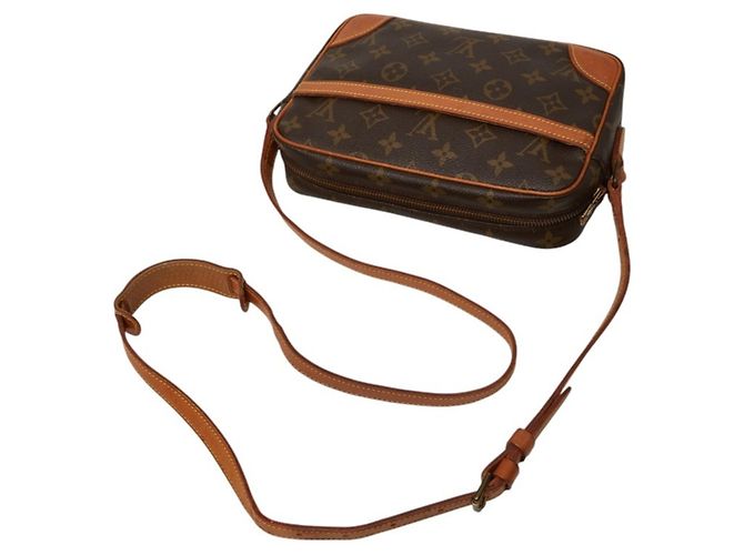 Borsa a tracolla Louis Vuitton Monogram Trocadero 24 - vista 11