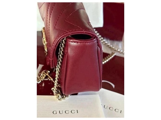 Gucci GG Marmont Mini Borsa a Tracolla Pelle Bordeaux - vista 3