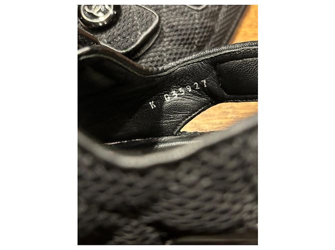 Sandali Chanel Logo CC in tessuto nero - vista 5