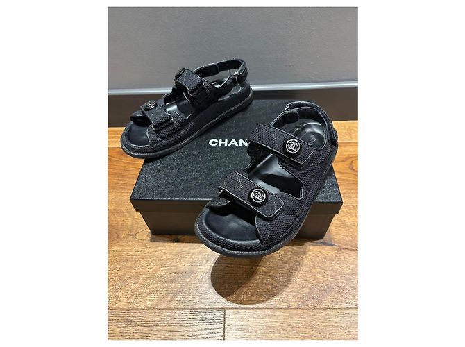 Sandali Chanel Logo CC in tessuto nero - vista 8