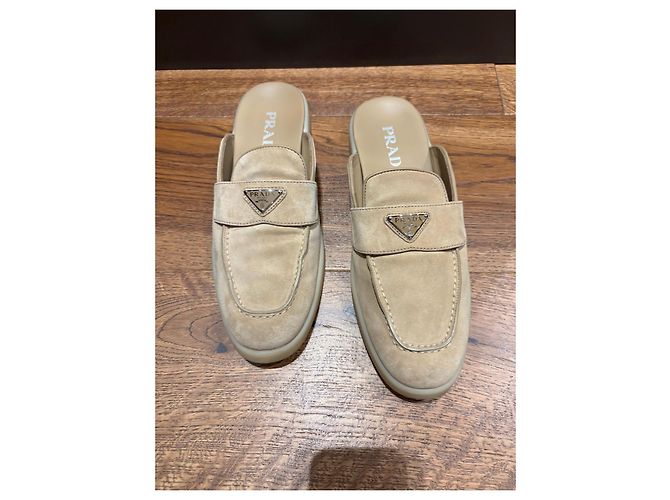 Mules Prada in camoscio beige con logo - vista 2