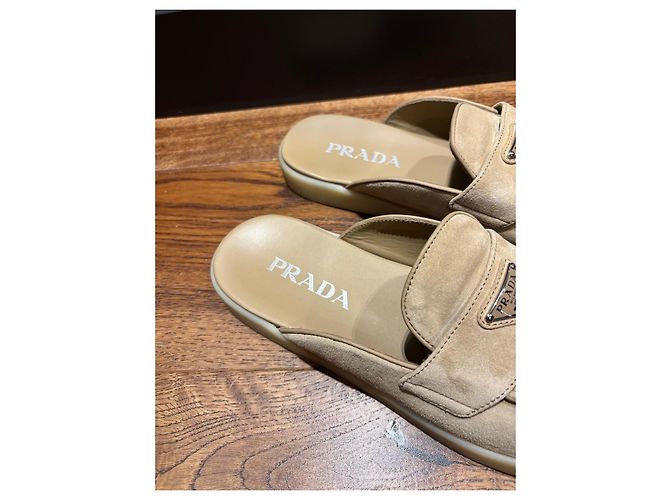 Mules Prada in camoscio beige con logo - vista 8
