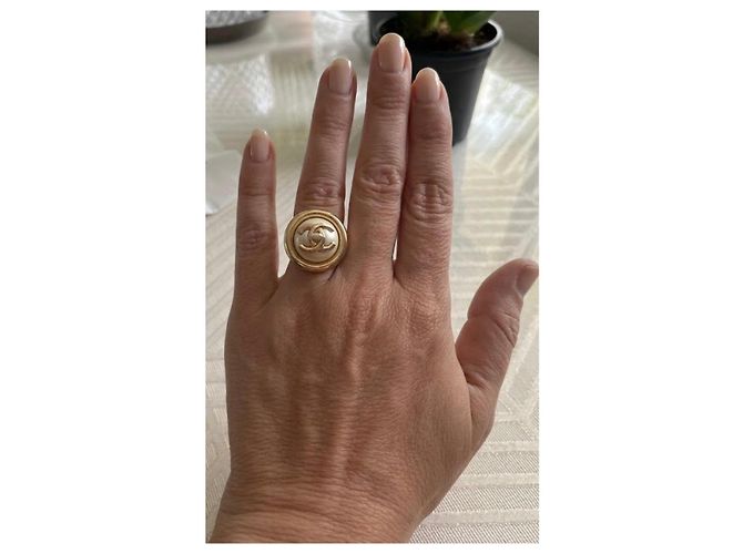 Anello Chanel Dorato e Perla nacrée - vista 3