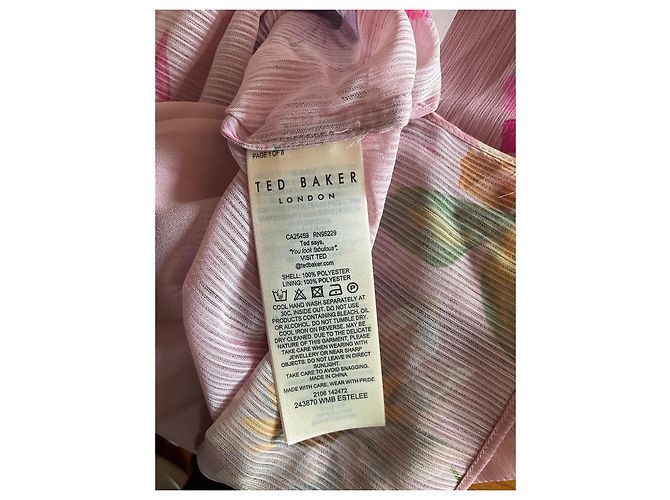 Ted Baker Bluse mit rosa Blumenprint und Rüschenärmeln - Ansicht 6