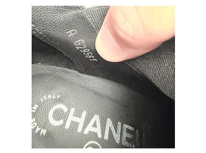 Botines Chanel Fall 2013 Chain Obsession de cuero cepillado negro - vista 7