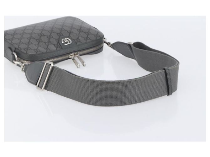 GUCCI GG Supreme Shoulder Bag PVC Gray Silver 699439 - vista 7