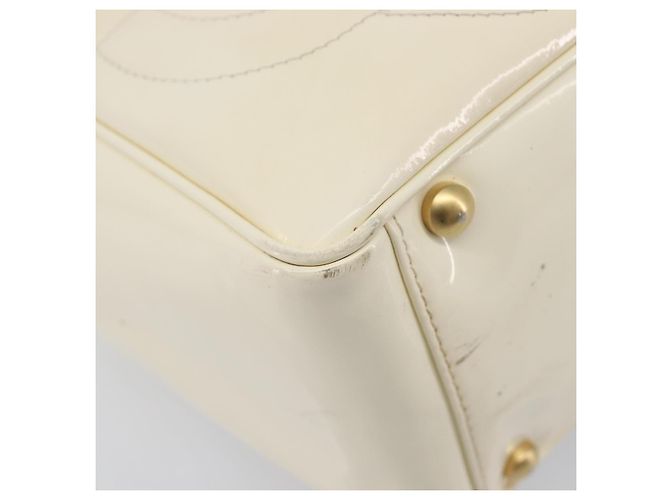 CHANEL Triple Coco Tote Bag Lackleder Weiß Goldfarbene CC - Ansicht 13