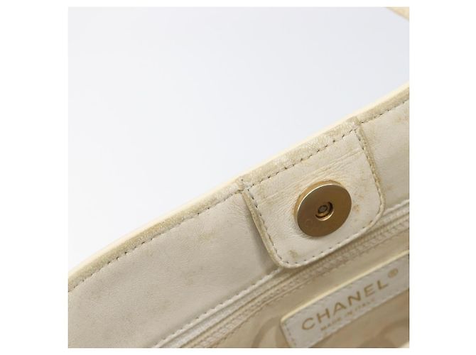 CHANEL Triple Coco Tote Bag Lackleder Weiß Goldfarbene CC - Ansicht 18