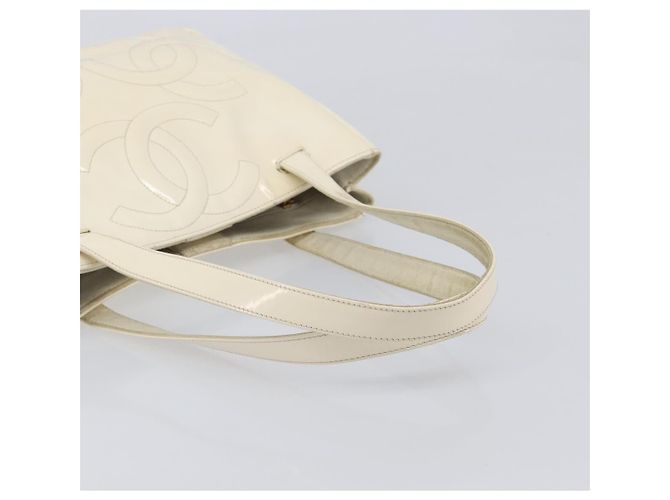CHANEL Triple Coco Tote Bag Lackleder Weiß Goldfarbene CC - Ansicht 7