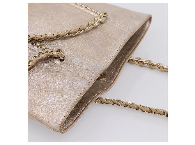 CHANEL Luxury Line Chain Tote Bag Leather Silver Gold Tone CC - vista 6