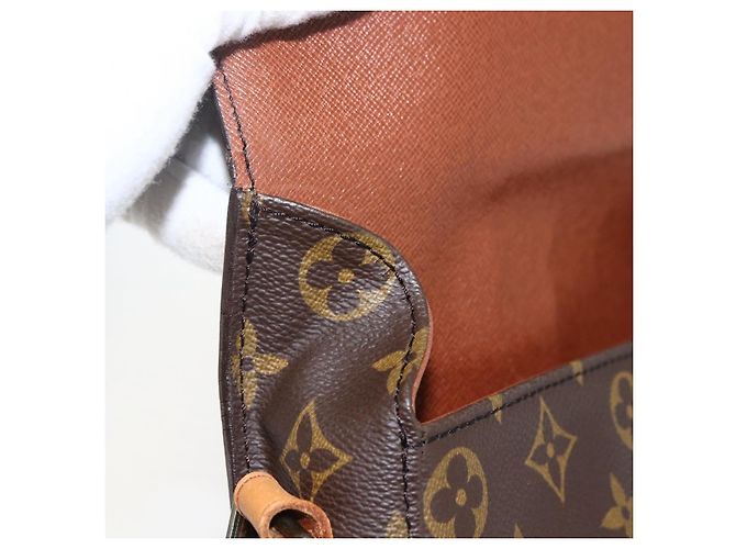 Saint-Cloud LOUIS VUITTON Monogram Saint Cloud MM Shoulder Bag M51243 LV - vista 19