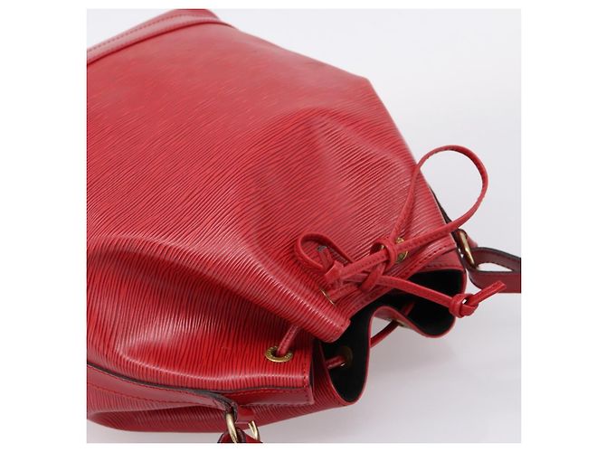 LOUIS VUITTON Epi Noe Shoulder Bag Red M44007 LV - vista 6