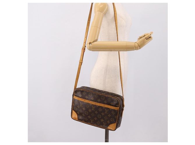 LOUIS VUITTON Monogram Trocadero 30 Shoulder Bag M51272 LV - vista 25