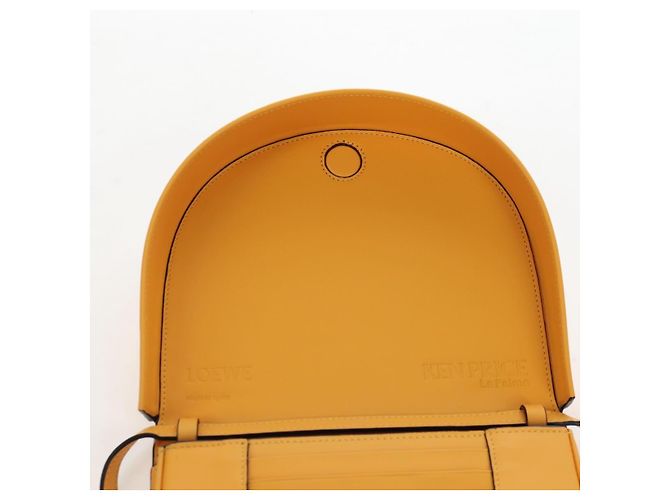 LOEWE Ken Price Collaboration Shoulder Bag Leather Yellow Silver - vista 21