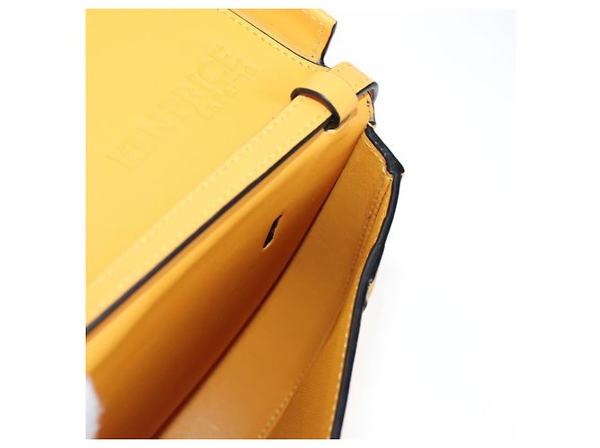 LOEWE Ken Price Collaboration Shoulder Bag Leather Yellow Silver - vista 27