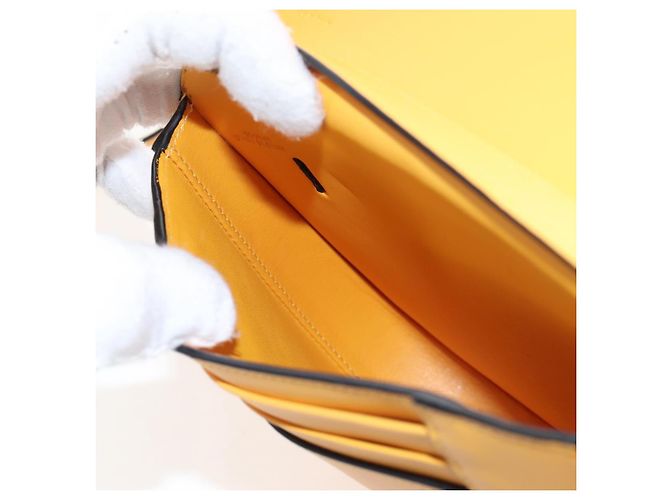 LOEWE Ken Price Collaboration Shoulder Bag Leather Yellow Silver - vista 28