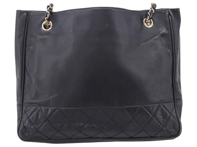 CHANEL Matelasse Chain Shoulder Bag Leather Black Gold Tone CC - vista 3
