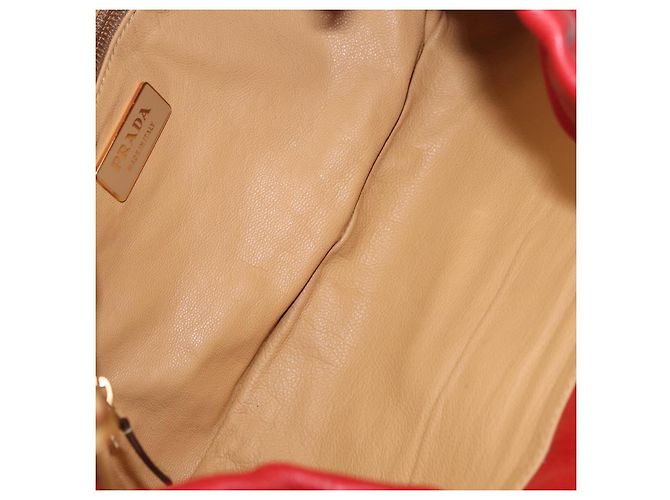 PRADA Chain Shoulder Bag Vittero Dino Leather Red Gold - vista 18