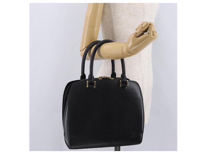 LOUIS VUITTON Epi Pont Neuf Hand Bag Black M52052 LV - vista 26