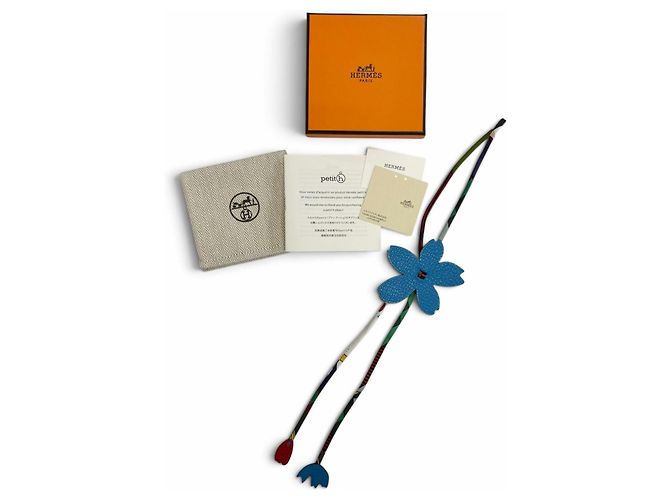 Hermès HERMES ABH519 Petit H Sakura Handbag Charm - vista 2