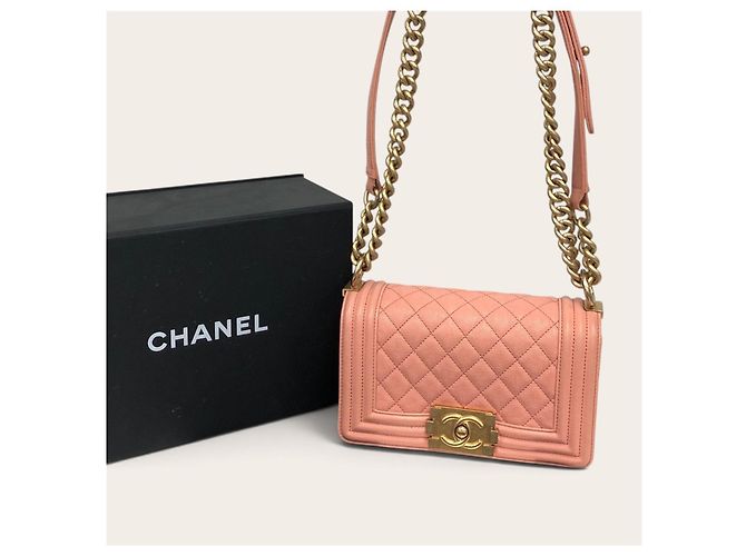 Borsa Chanel Boy in pelle caviar rosa - vista 4
