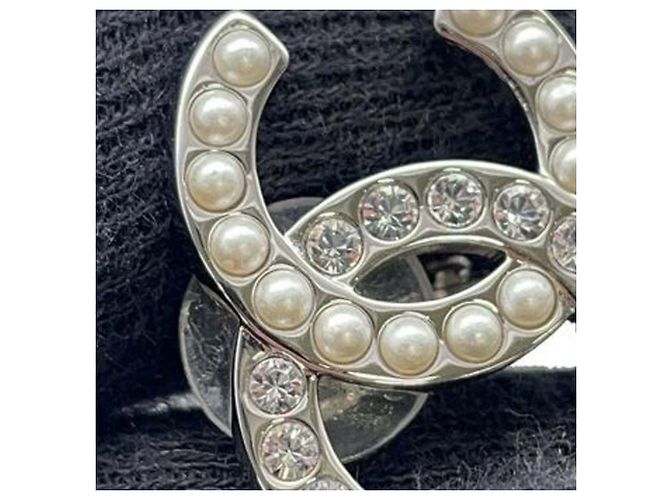 Orecchini a clip Chanel Silver CC placcati in argento con perle sintetiche e strass - vista 5