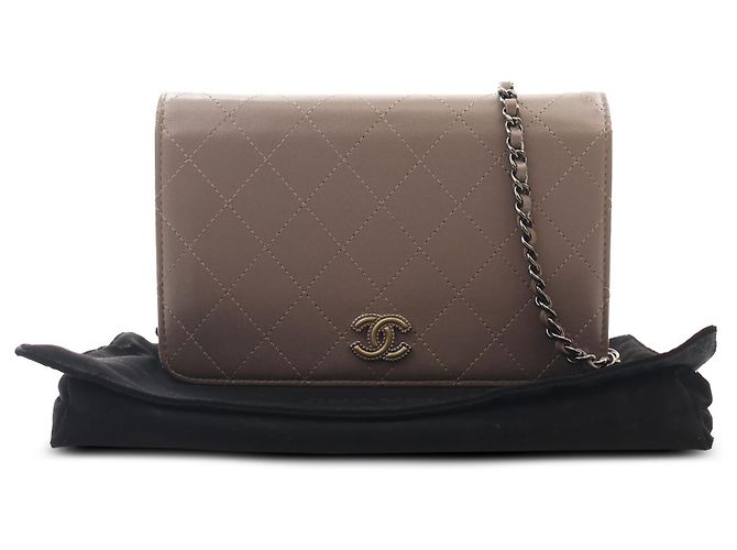 Portafoglio Chanel Brown CC Quilted Calfskin Wallet On Chain - vista 6