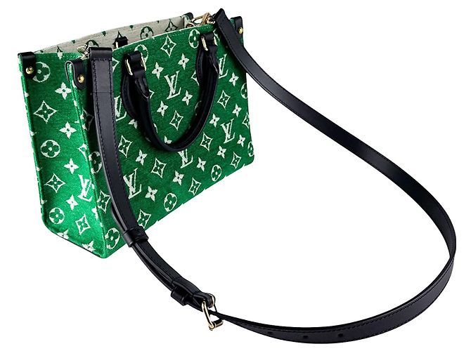 Louis Vuitton Green LV Match Monogram Jacquard Velvet OnTheGo PM - vista 12