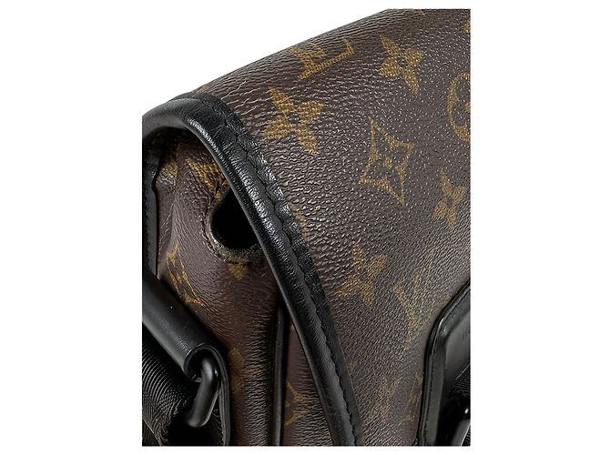 Louis Vuitton Brown Monogram Macassar Archy Messenger PM - vista 10