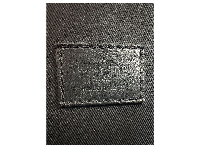 Louis Vuitton Brown Monogram Macassar Archy Messenger PM - vista 5