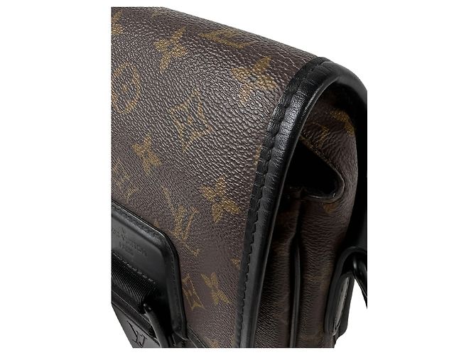 Louis Vuitton Brown Monogram Macassar Archy Messenger PM - vista 8