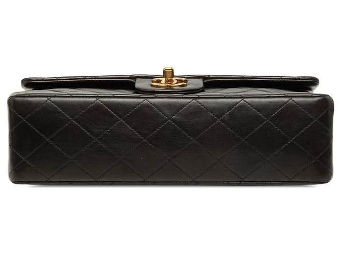 Chanel Black Medium Classic Lambskin Double Flap - vista 3