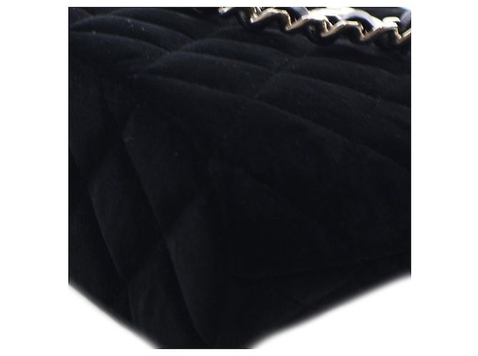 Clutch Coco in velluto matelassé nero Chanel con catena - vista 10