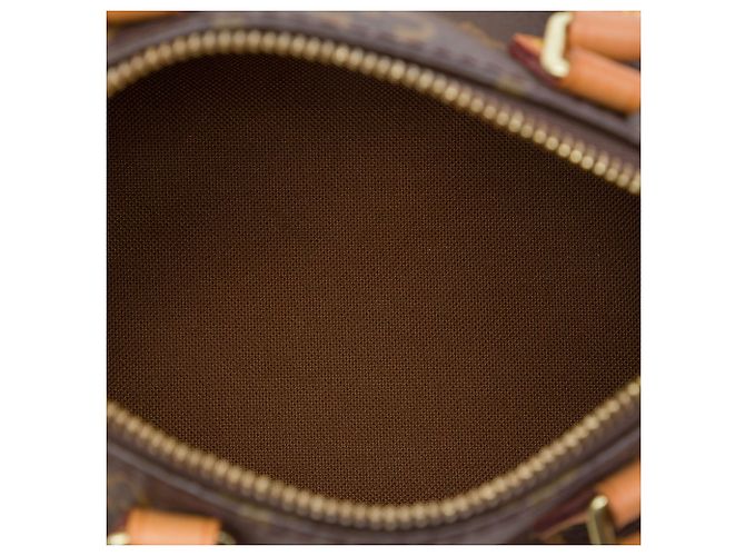 Louis Vuitton Brown Monogram Nano Speedy Bandouliere - vista 4