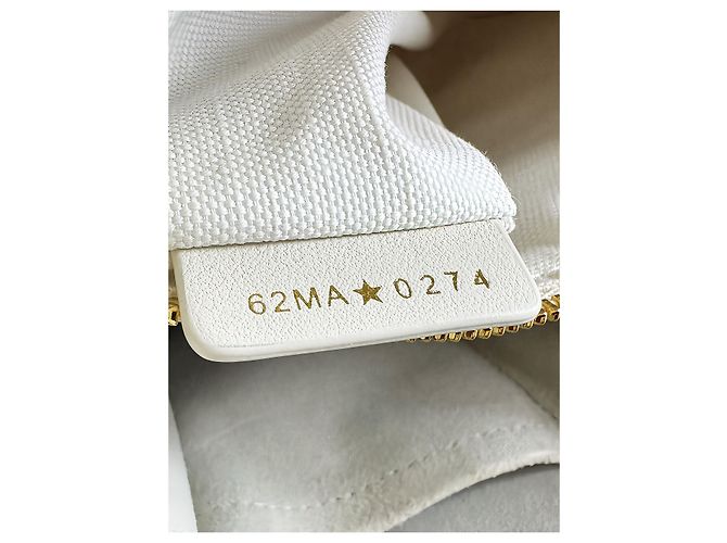 Dior Book Tote Small in pelle di vitello Macrocannage bianca - vista 10