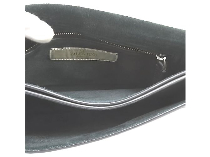 Pochette da Polso Valentino Rolling Rockstud in Pelle Nera - vista 4