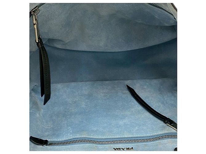 Borsa Tote Prada in vitello spazzolato nero Etiquette - vista 8
