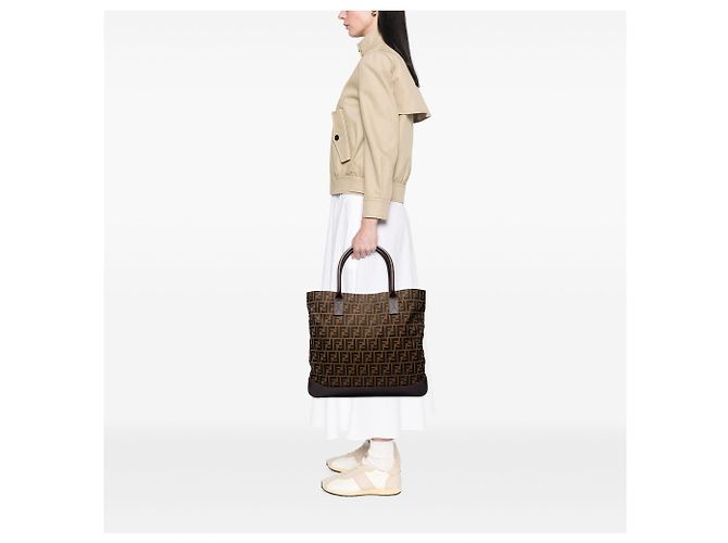 Fendi Large Zucca Canvas Tote in Braun - Ansicht 6