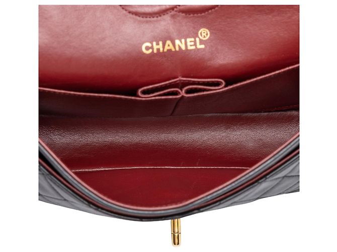 Chanel Black Small Classic Lambskin Double Flap - vista 4