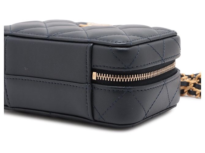 Borsa Vanity Chanel Blue Mini CC Quilted Lambskin con manico e catena - vista 7