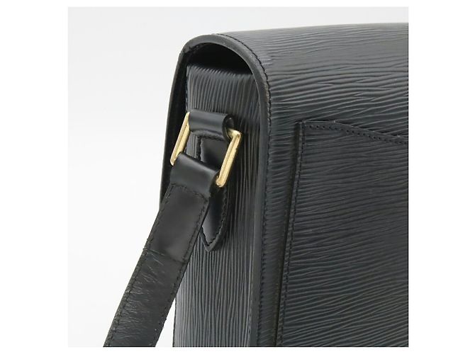 Saint-Cloud Borsa a tracolla Louis Vuitton Epi Saint Cloud - vista 5