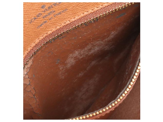 Saint-Cloud Louis Vuitton Monogram Saint Cloud MM 18 Borsa a Spalla Pochette - vista 9