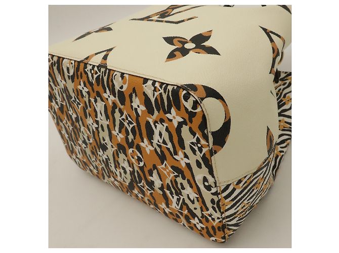 Néonoé Borsa a tracolla Louis Vuitton Monogram Jungle Neo Noe - vista 4