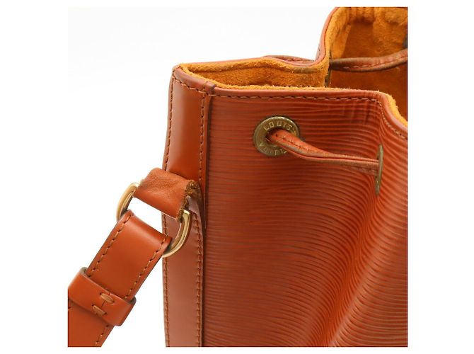 Noe Borsa a tracolla Louis Vuitton Epi Petit Noé - vista 7