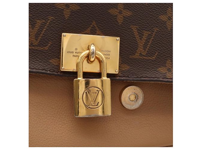 Borsa a mano e a tracolla Louis Vuitton Monogram Marignan - vista 7