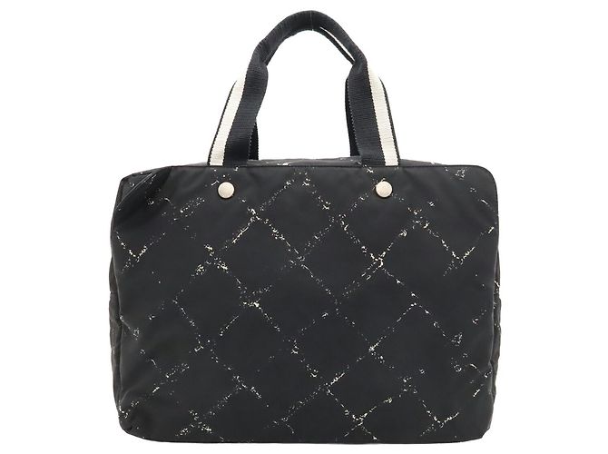 Chanel Travel Line Nylon Handtasche - Ansicht 2