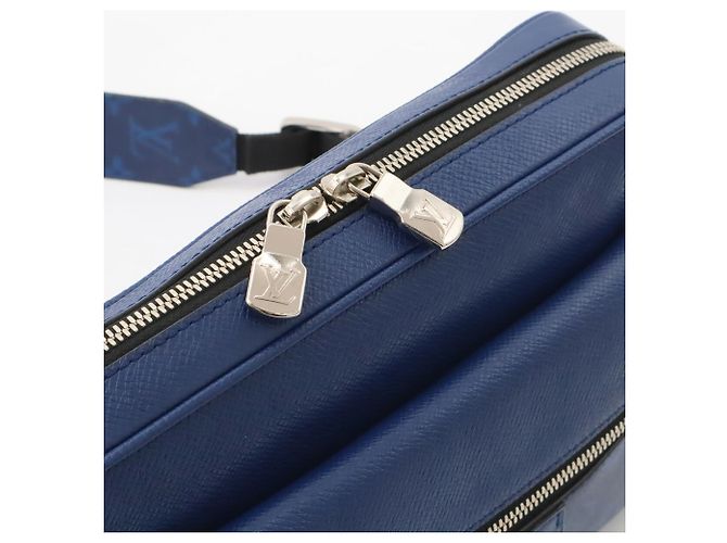 Borsa a tracolla Louis Vuitton Taigarama Outdoor PM - vista 7